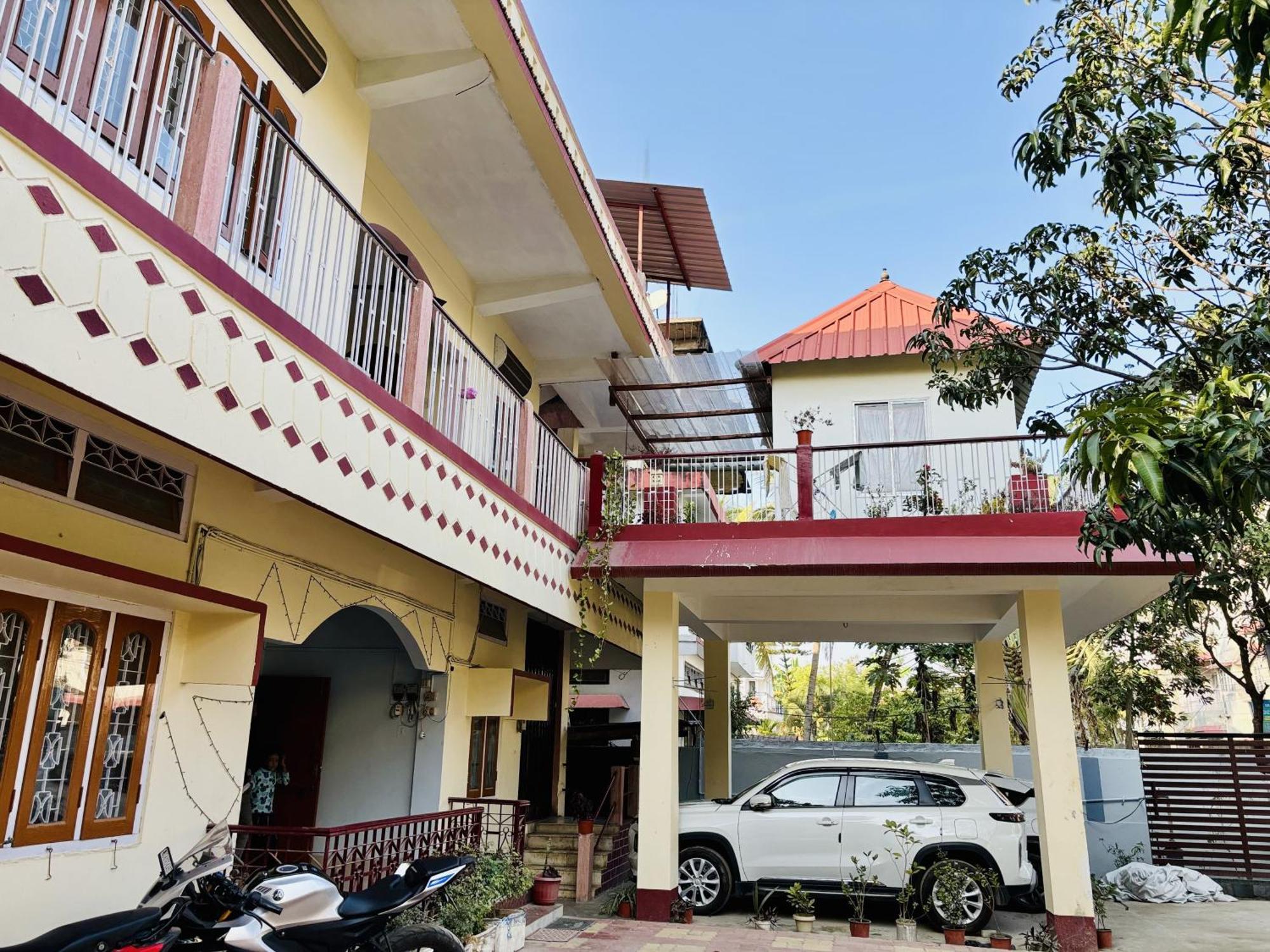 Capital Heritage Homestay Guwahati Exterior foto